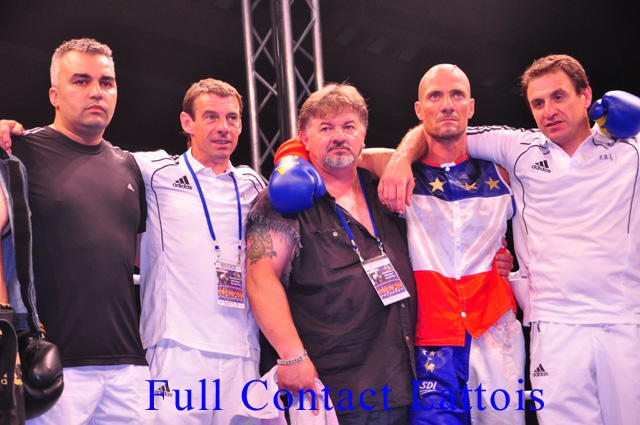 Full Contact Lattois