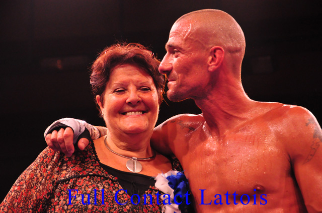 Full Contact Lattois