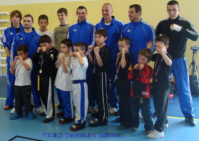 Full Contact Lattois