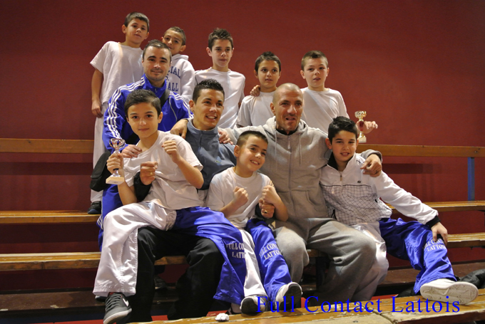 Full Contact Lattois