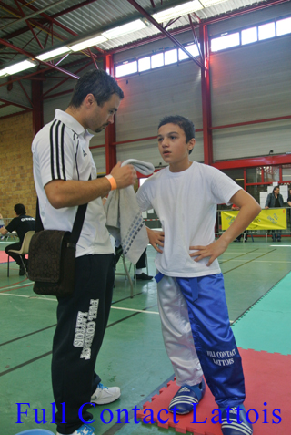 Full Contact Lattois