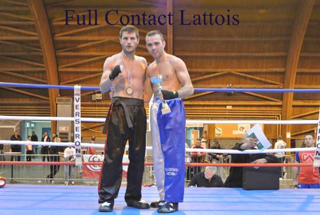 Full Contact Lattois
