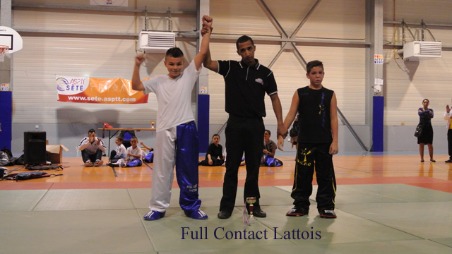 Full Contact Lattois