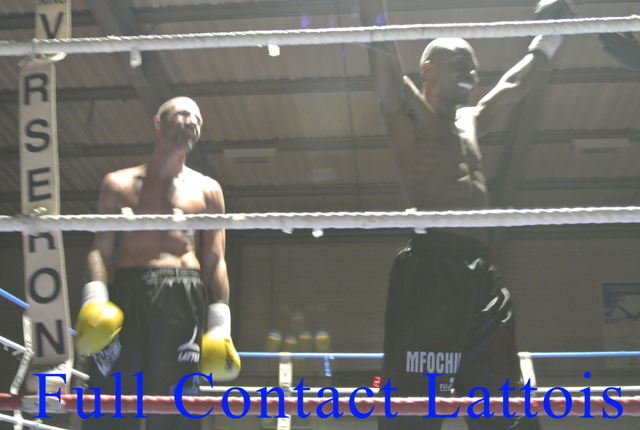 Full Contact Lattois